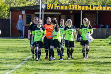 Bild 87 - Frauen SV Frisia 03 Risum Lindholm - Heider SV : Ergebnis: 8:0